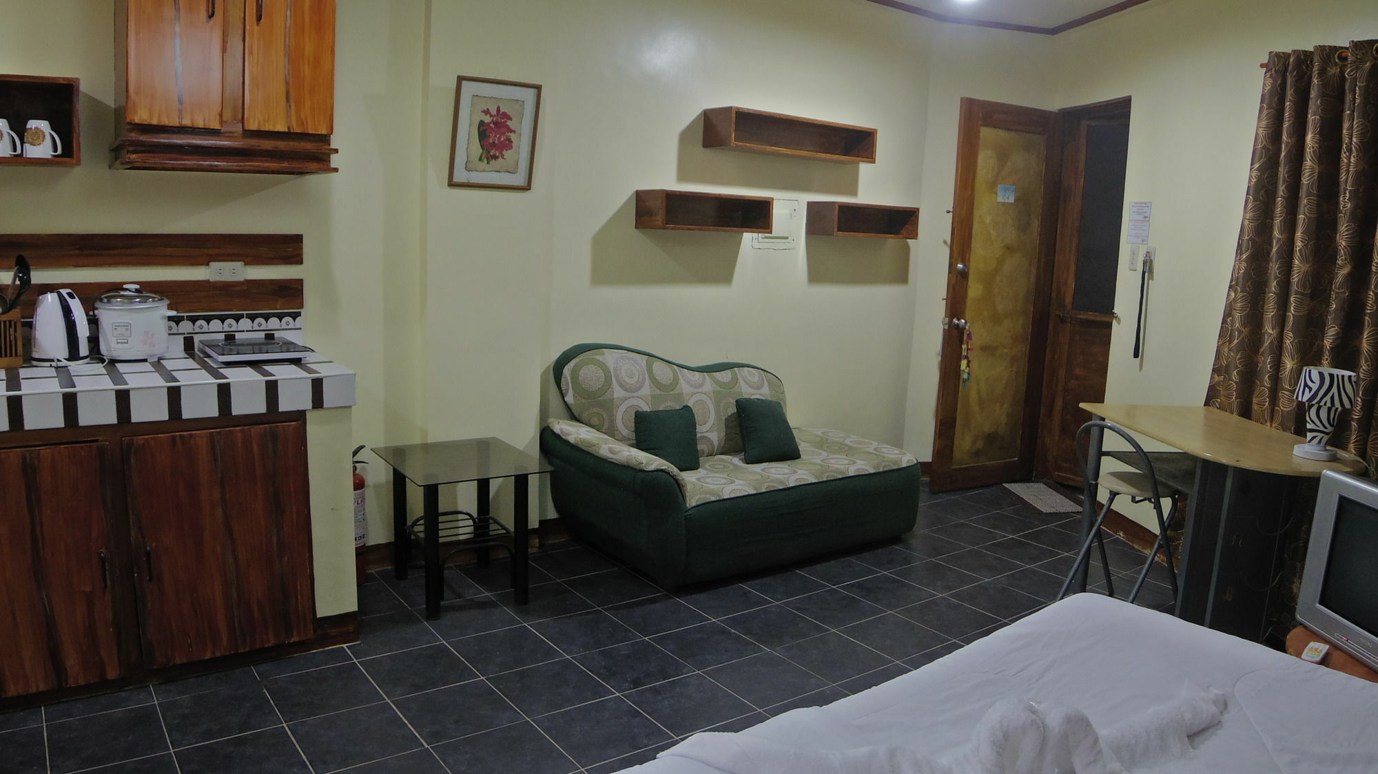 Niu Ohana East Bay Apartments Balabag  Екстер'єр фото